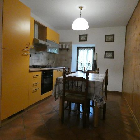 Ferienwohnung Balcone Sul Rutor Introd Exterior foto