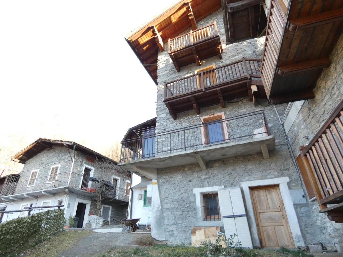 Ferienwohnung Balcone Sul Rutor Introd Exterior foto