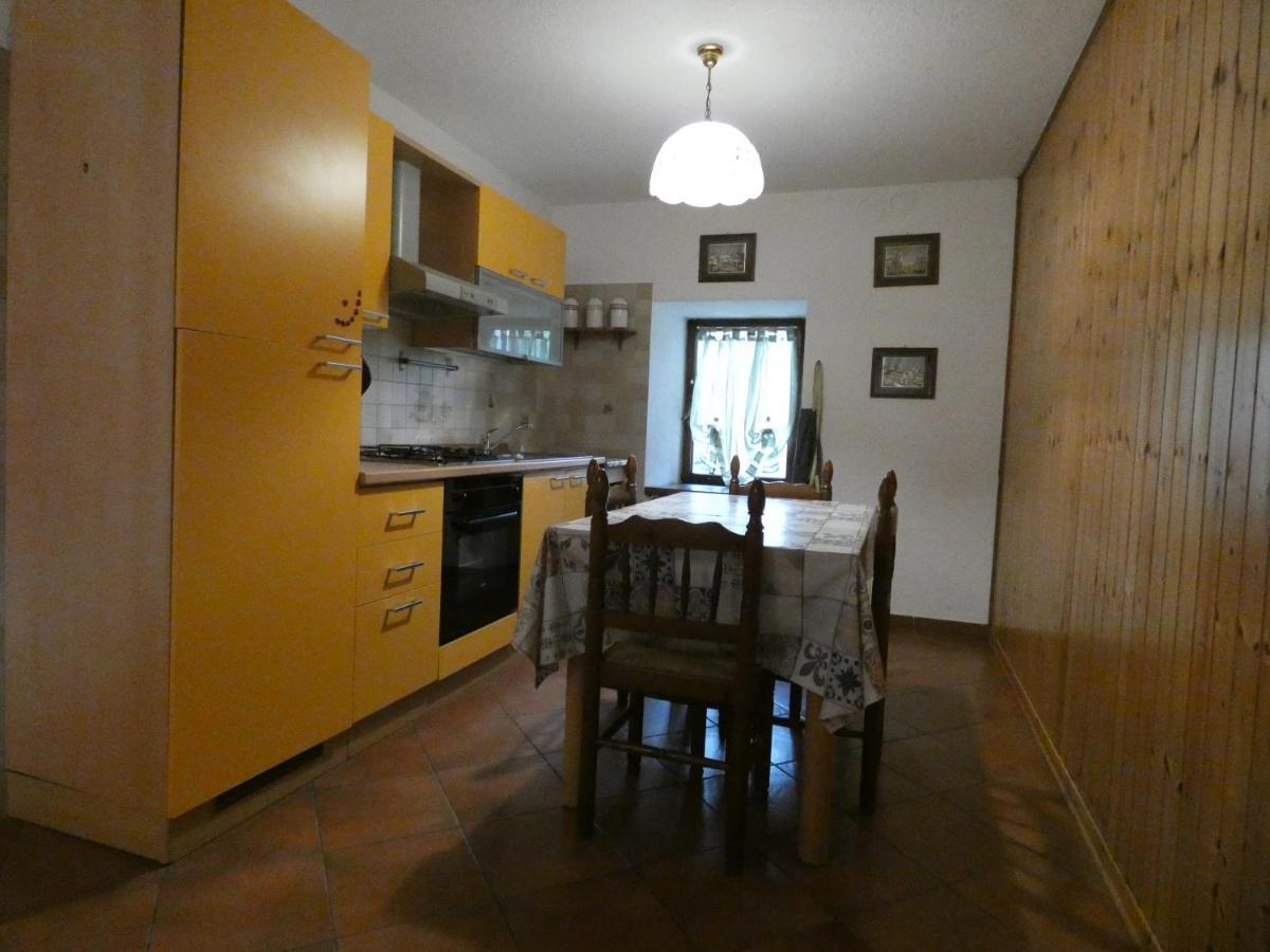 Ferienwohnung Balcone Sul Rutor Introd Exterior foto